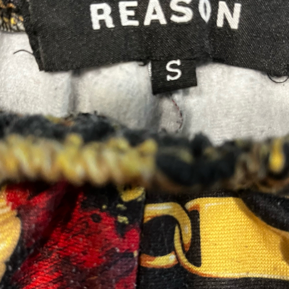 Reason Men's Floral Chains Shorts in Size Small - Picture 3 of 5